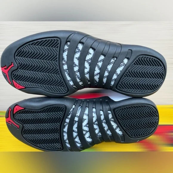 Jordan 12 RetroTaxi Flip GS